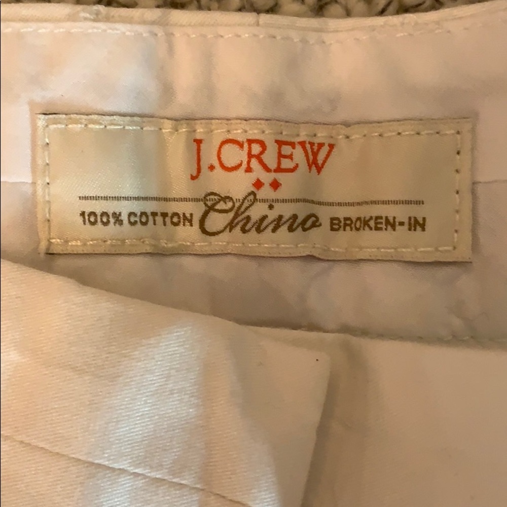 J CREW white shorts!🤍 - Picture 3 of 3